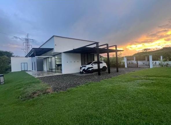 🌟 SE VENDE ESPECTACULAR CASA CAMPESTRE – ¡EL LUGAR SOÑADO! 🌟