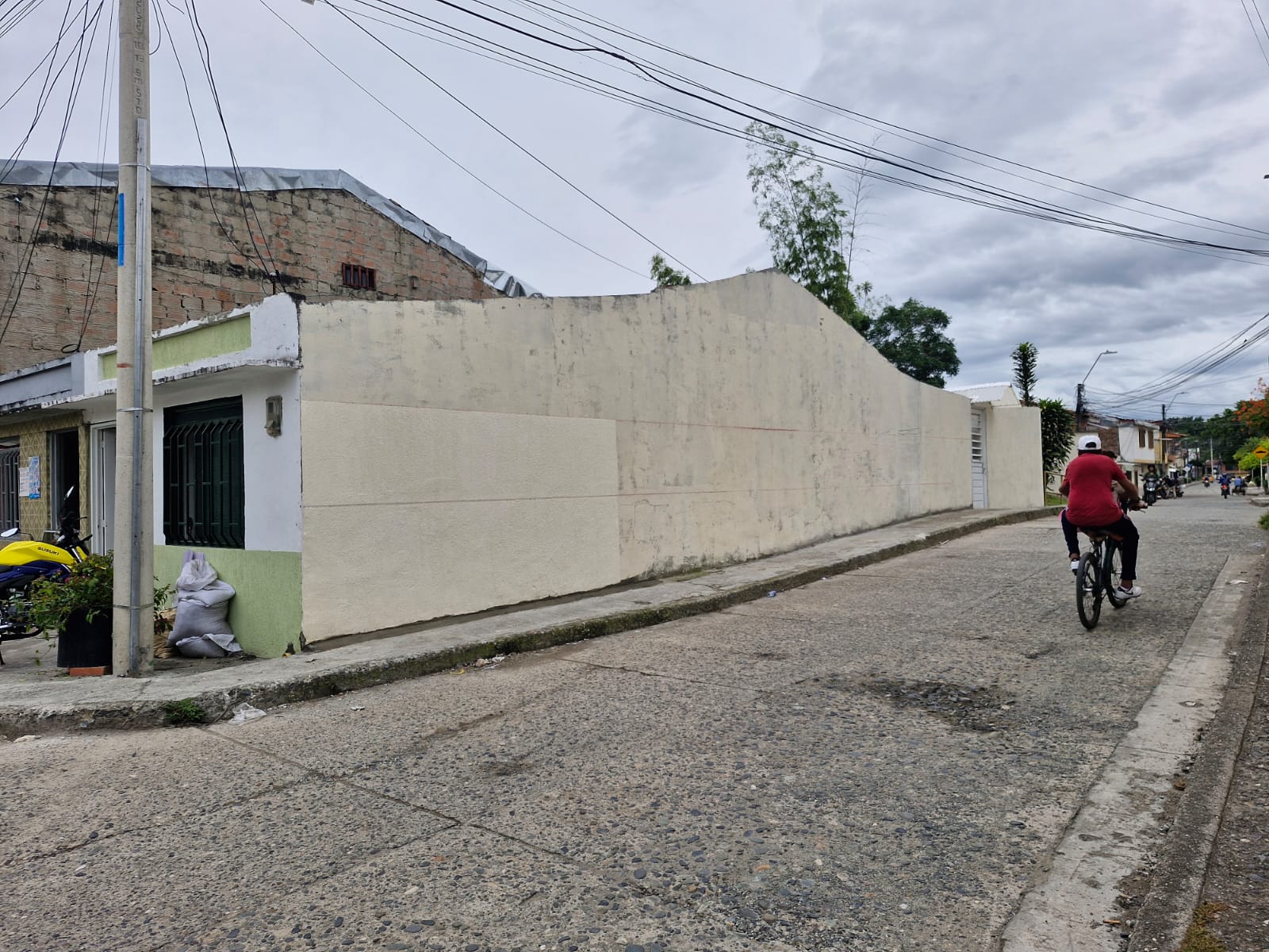🌟 SE VENDE CASA ESQUINERA TOTALMENTE RENOVADA – SAN GERÓNIMO 🌟