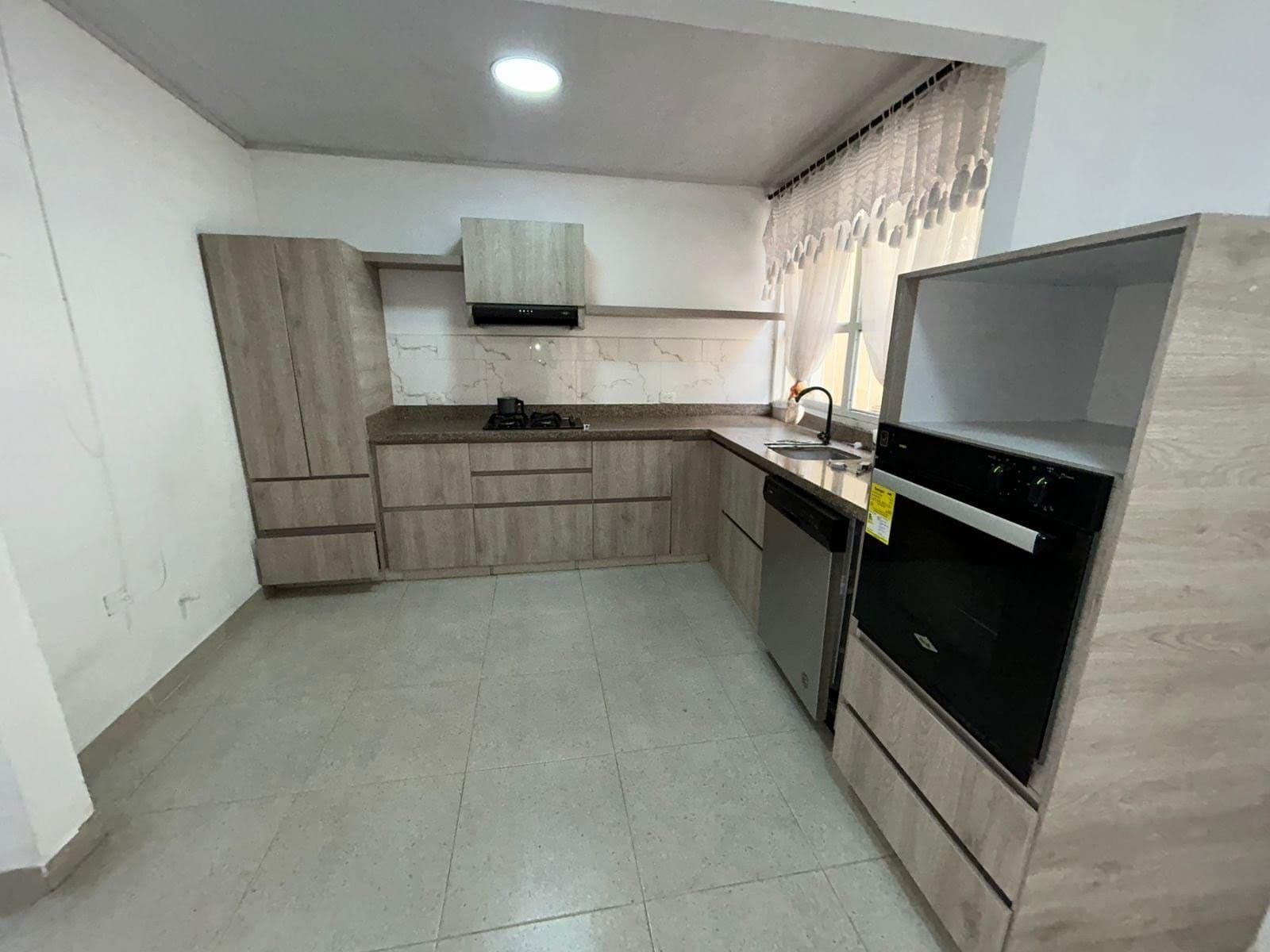 🏠 CASA EN VENTA – Barrio El Llano