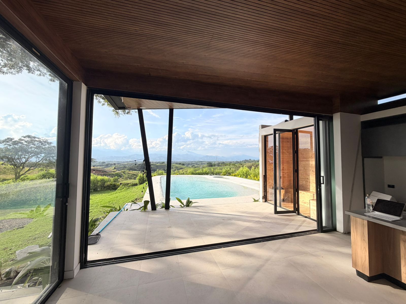 🏡🌿 Casa campestre de lujo en venta – Cerritos, Pereira