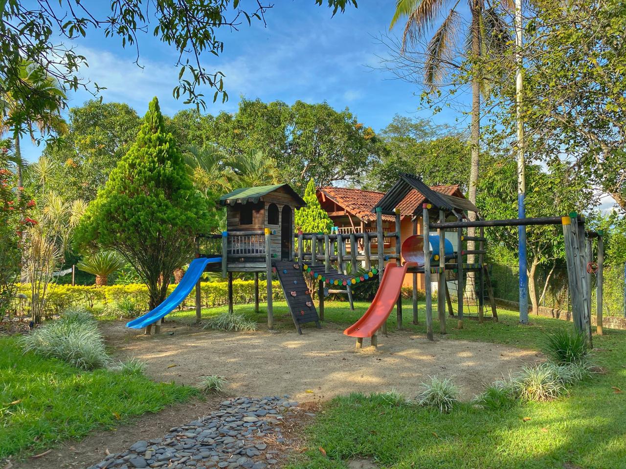 Galería 🌿 FINCA EN VENTA – SAN JERÓNIMO (ZONA HOTELERA)