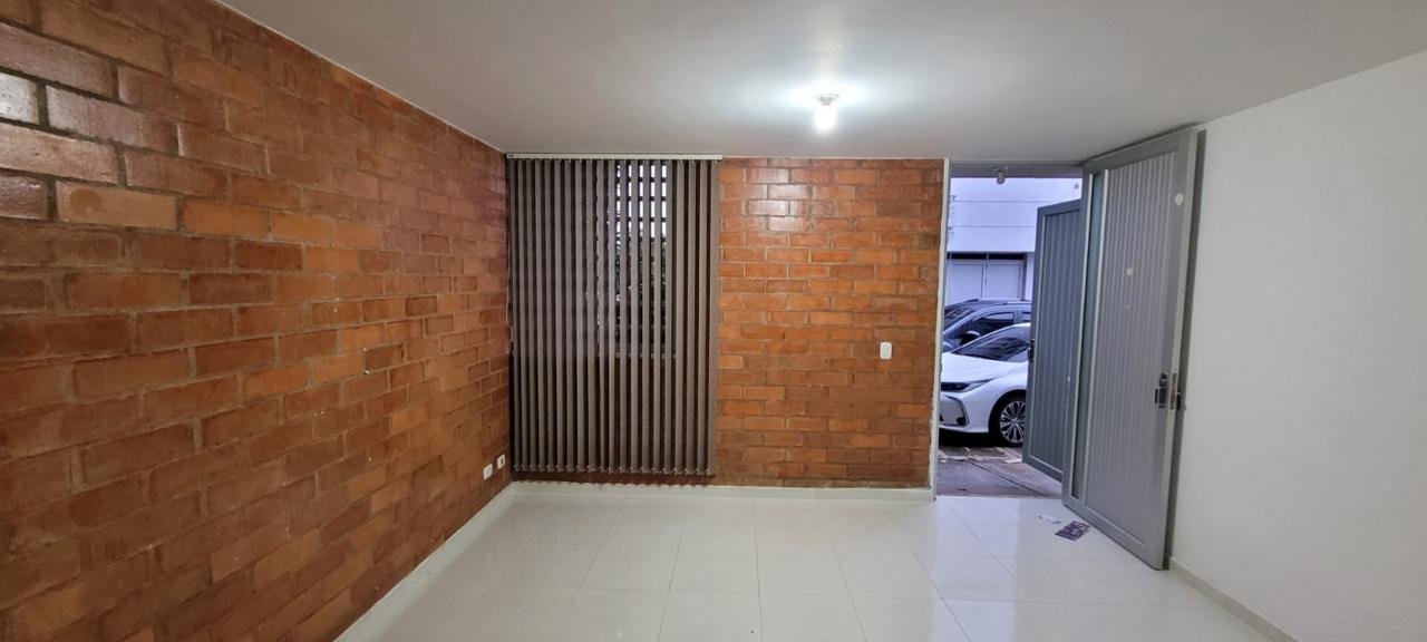 Galería 🌴🏡 ¡HERMOSA CASA PARA LA VENTA EN BOULEVAR DE LAS PALMAS!