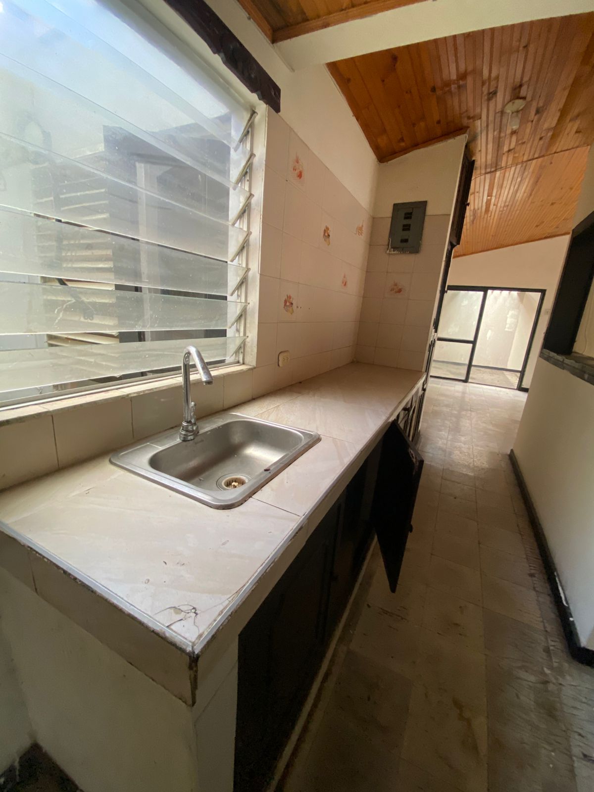 Galería 🏡✨ ¡CASA ESQUINERA EN VENTA – LOS ÁNGELES!