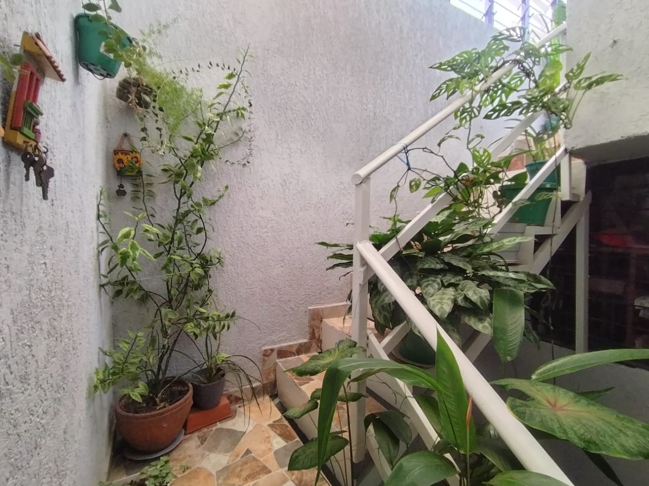 Galería 🏡 CASA ESQUINERA EN VENTA – NORTE DE CARTAGO