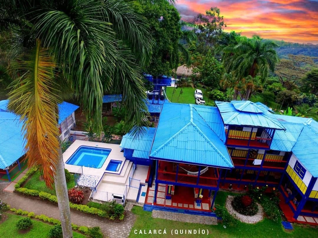 Galería 🏨🌿 Hotel campestre en venta – inversión turística en el Eje Cafetero
