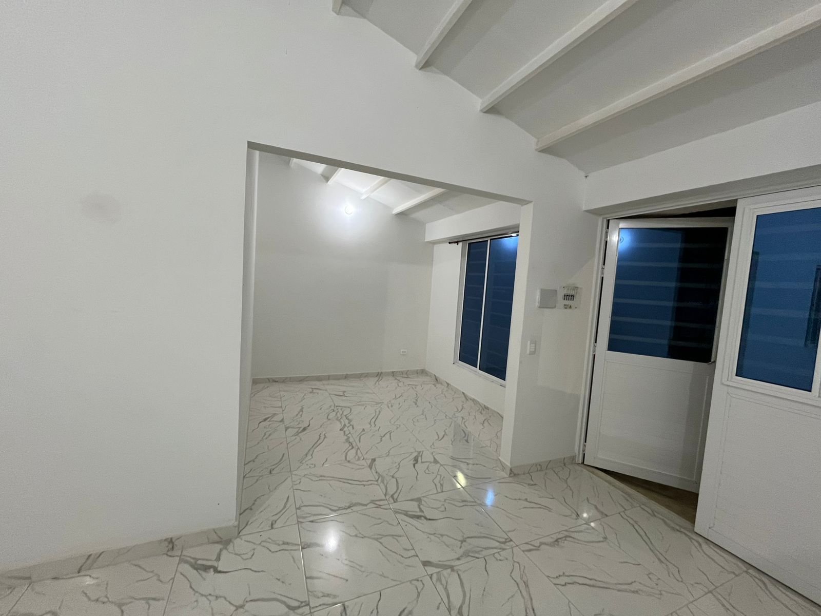 Galería 🏠📍 Casa en venta  Barrio La Nueva Cartago Cerca al hospital y a la salida hacia Pereira