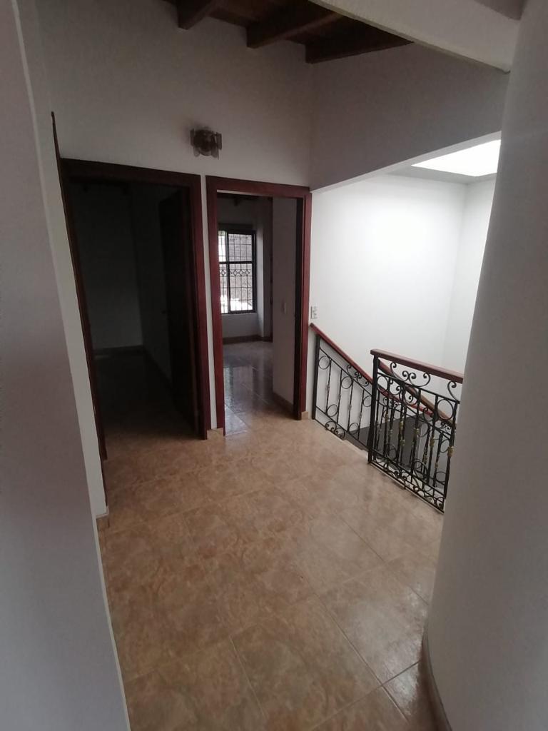 Galería 🏡✨ ¡CASA EN VENTA – BARRIO EL LLANO!