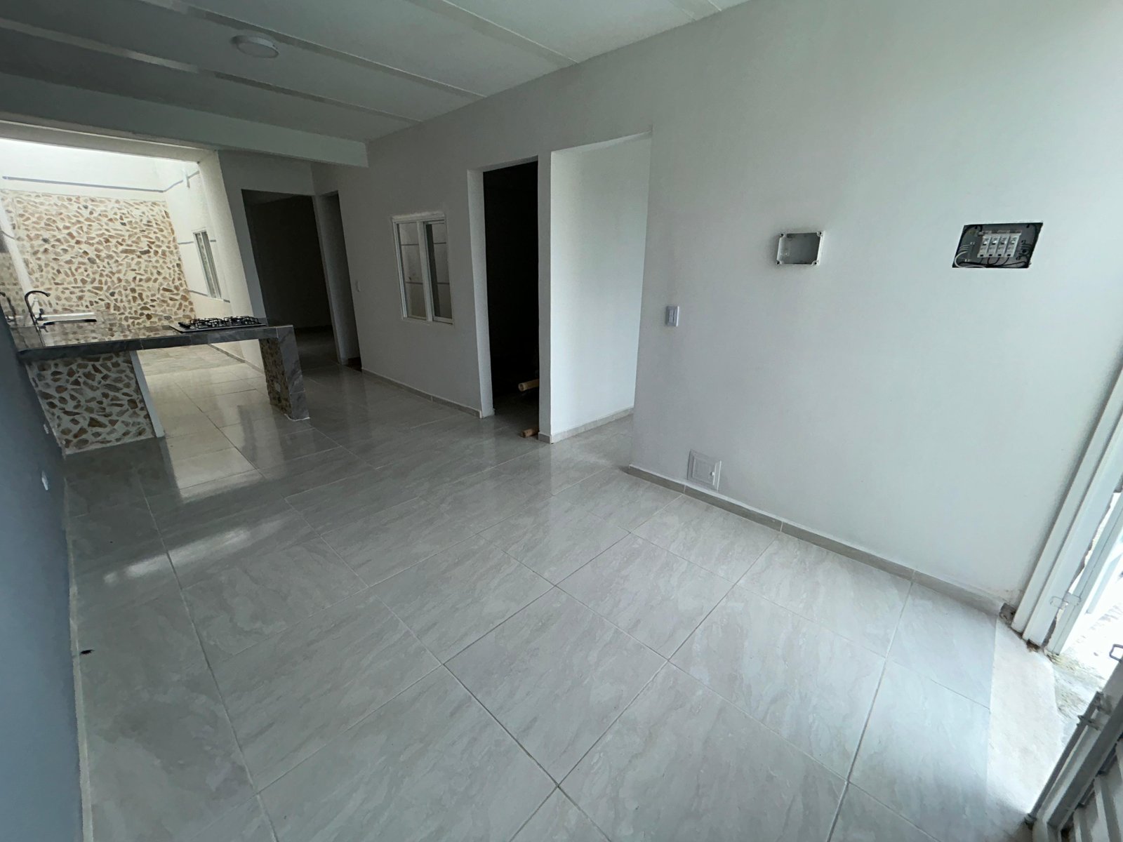 Galería 🏠💰 Casa en venta – Barrio Los Rosales, Cartago