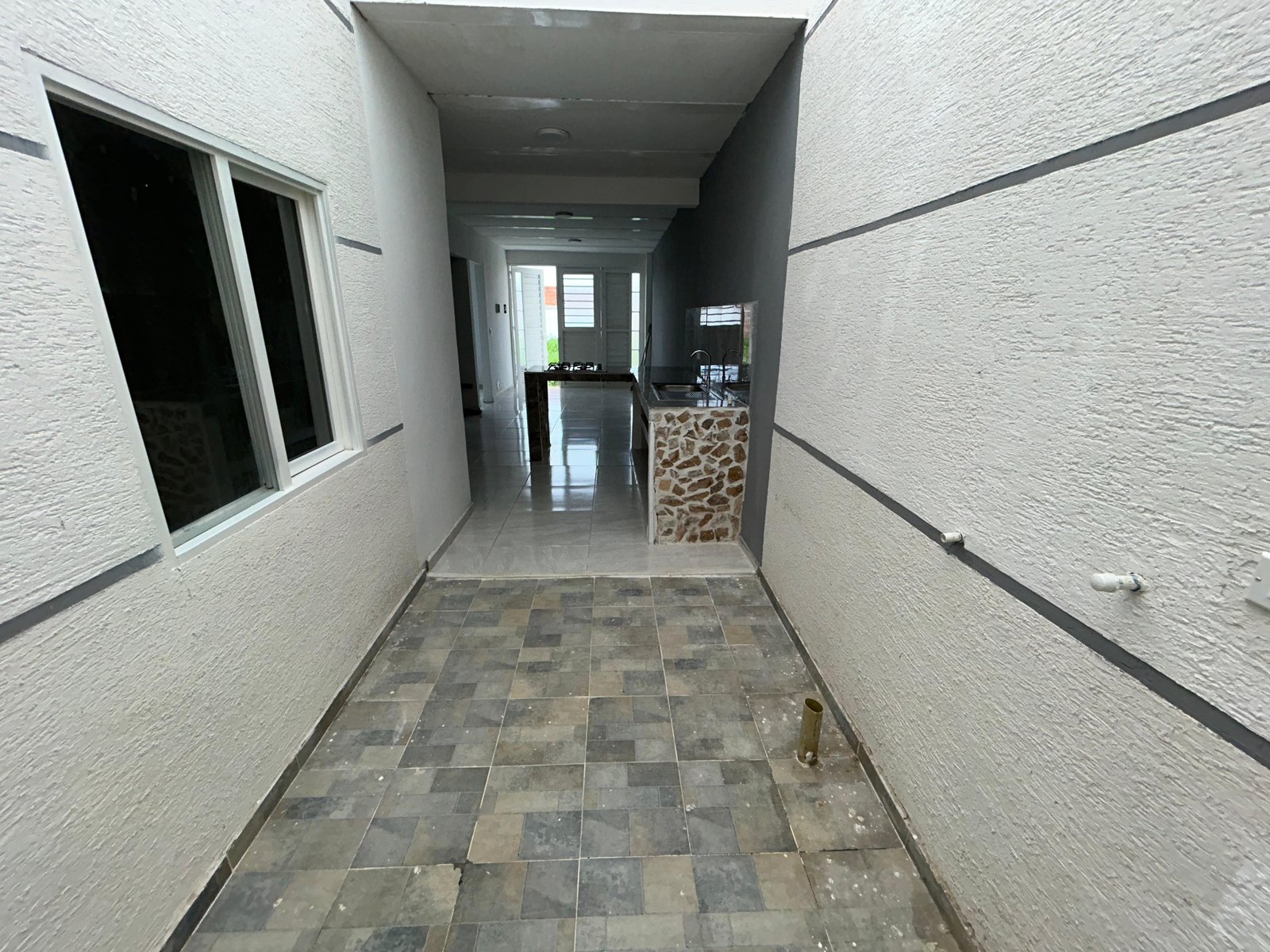 Galería 🏠💰 Casa en venta – Barrio Los Rosales, Cartago