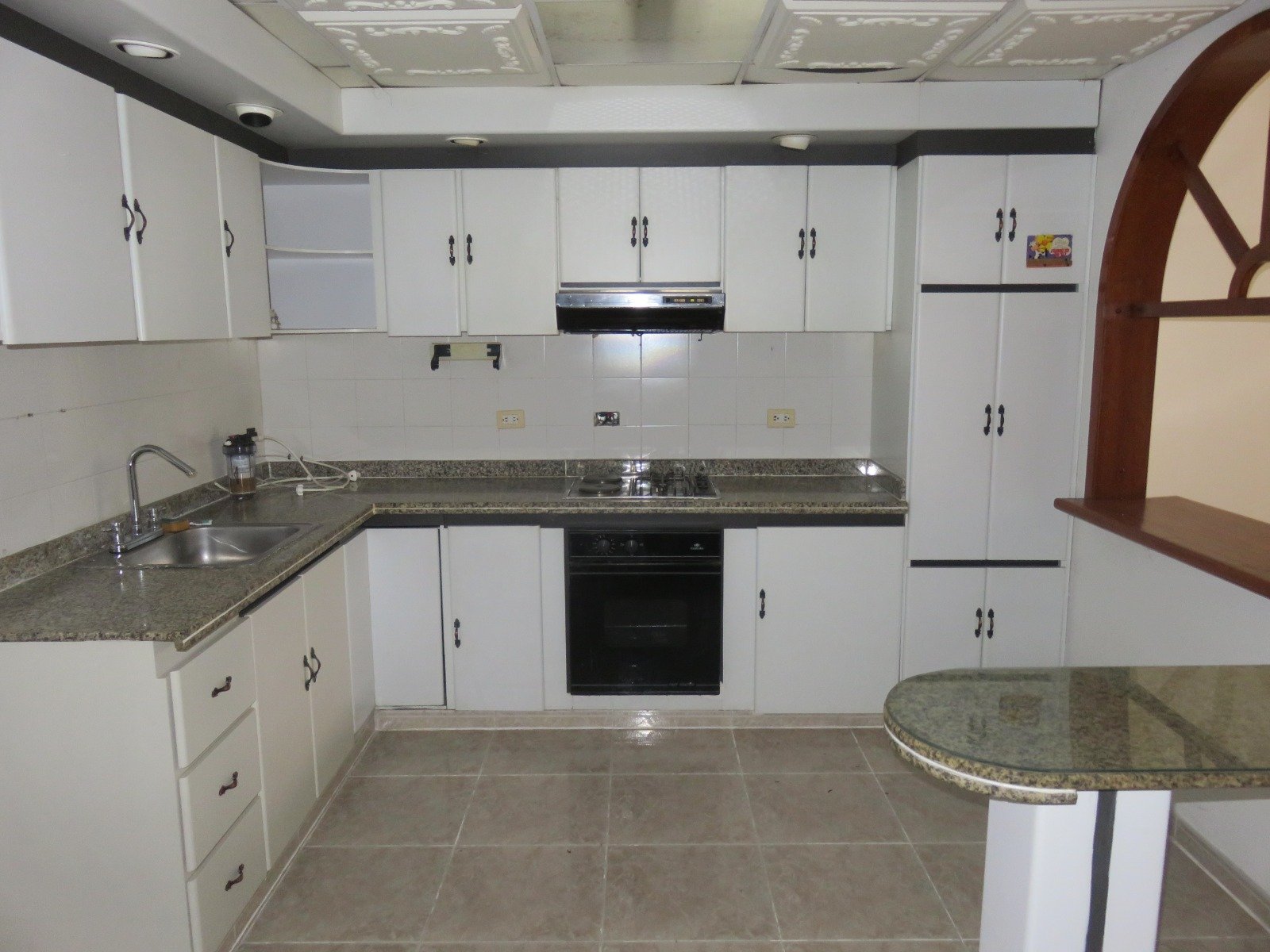 Galería 🏠💰 Casa amplia en venta con permuta – Barrio El Prado, Cartago