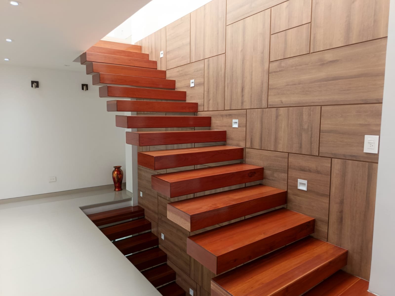 Galería 🏡 Casa de Lujo en Venta – Terrazas del Llano, Cartago